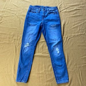 Universal Thread Jeans